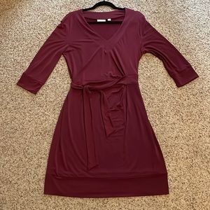 New York & Company stretch maroon dress Size large